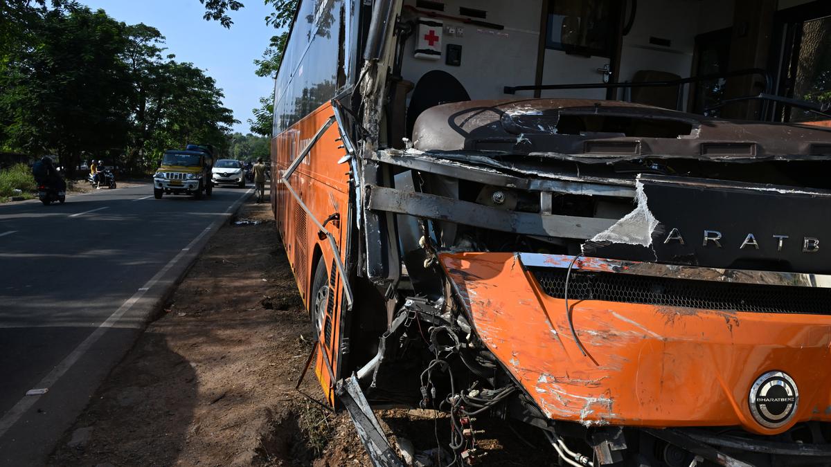 Three injured in road accident near Irumpanam in Kochi