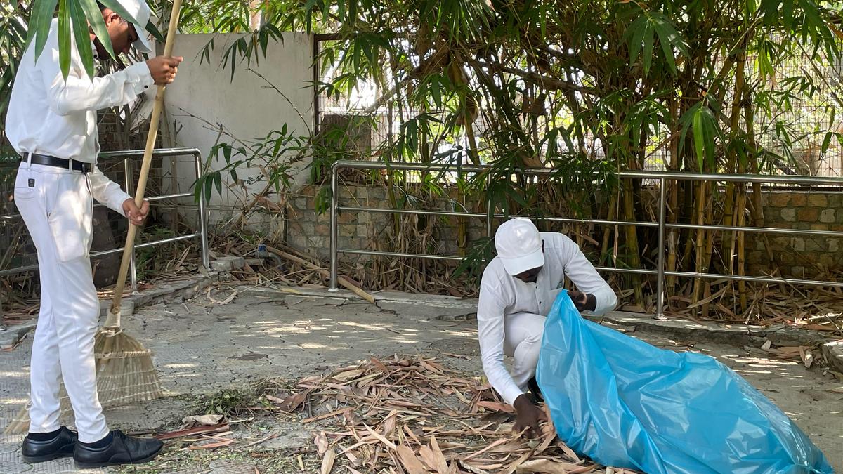 Tiruchi Corporation organises cleaning drive to improve upkeep of public parks