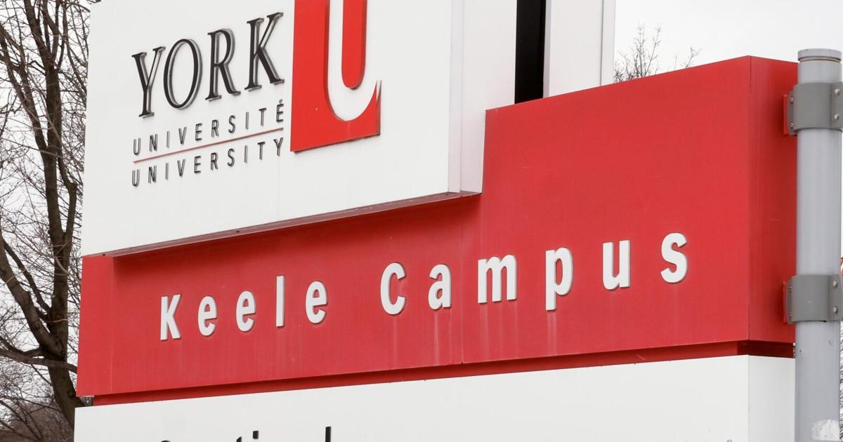 York University faculty demands resignations of top leaders