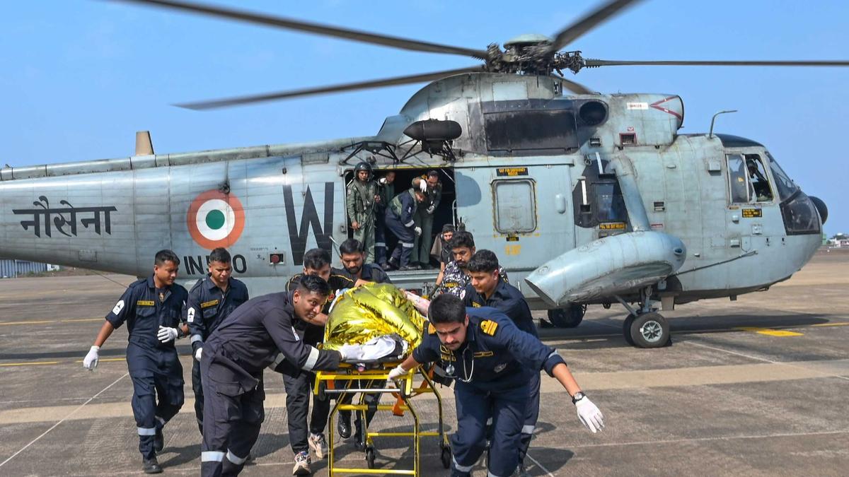 Indian Navy carries out critical medical evacuation of merchant vessel crew off Goa