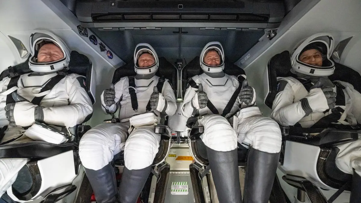 Astronauts face many challenges upon return to earth: Dizziness, weightless tongue, baby feet…