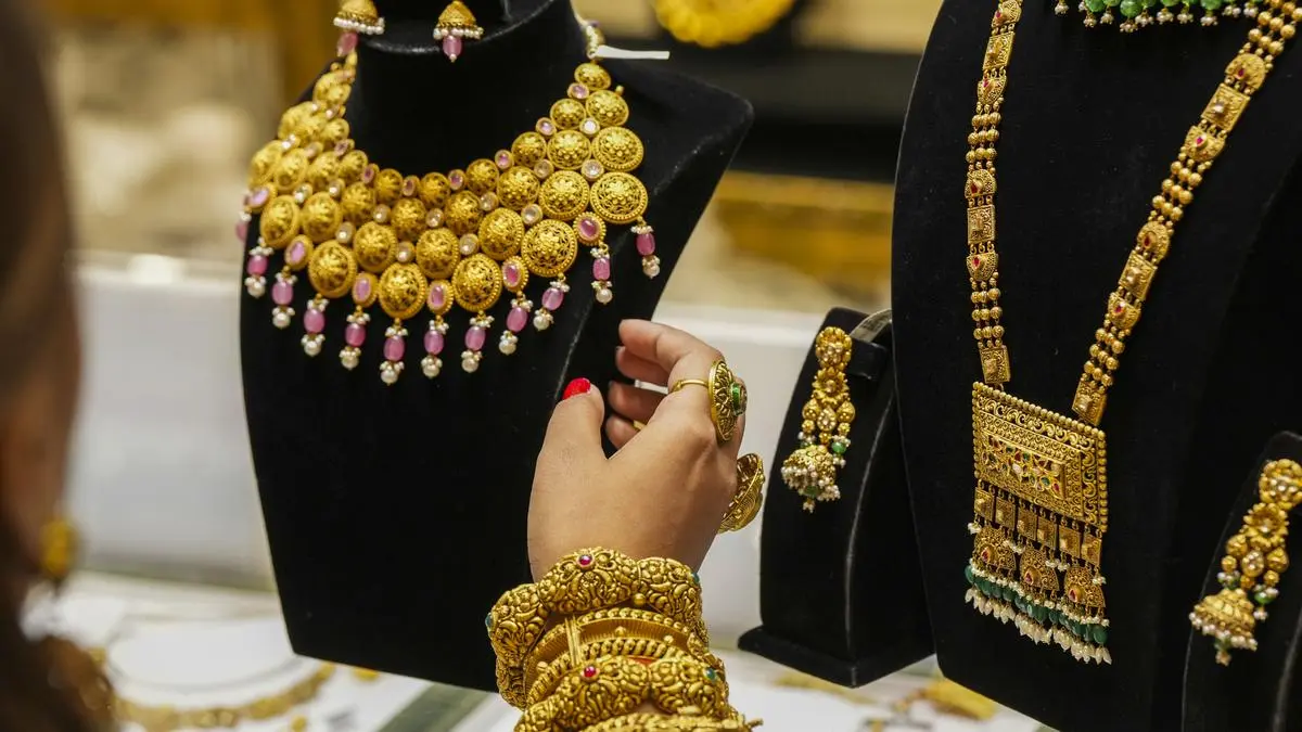 Gold jewellery demand tapers as prices hit new high