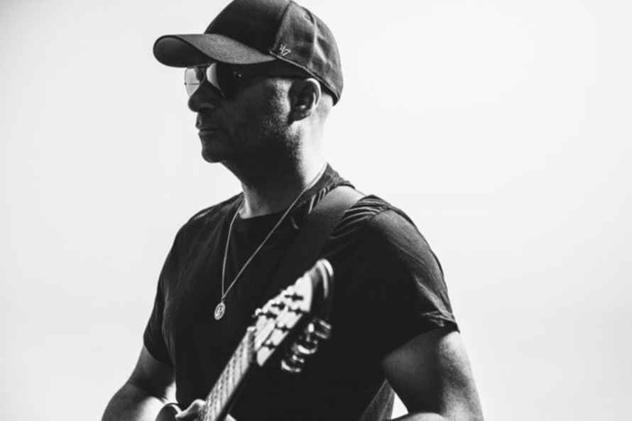 Tom Morello Plots 2025 Solo Tour │ Exclaim!